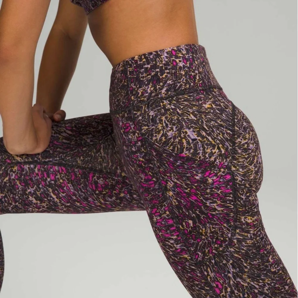 Lululemon Invigorate High-Rise Tight 25" - Picture 14 of 14
